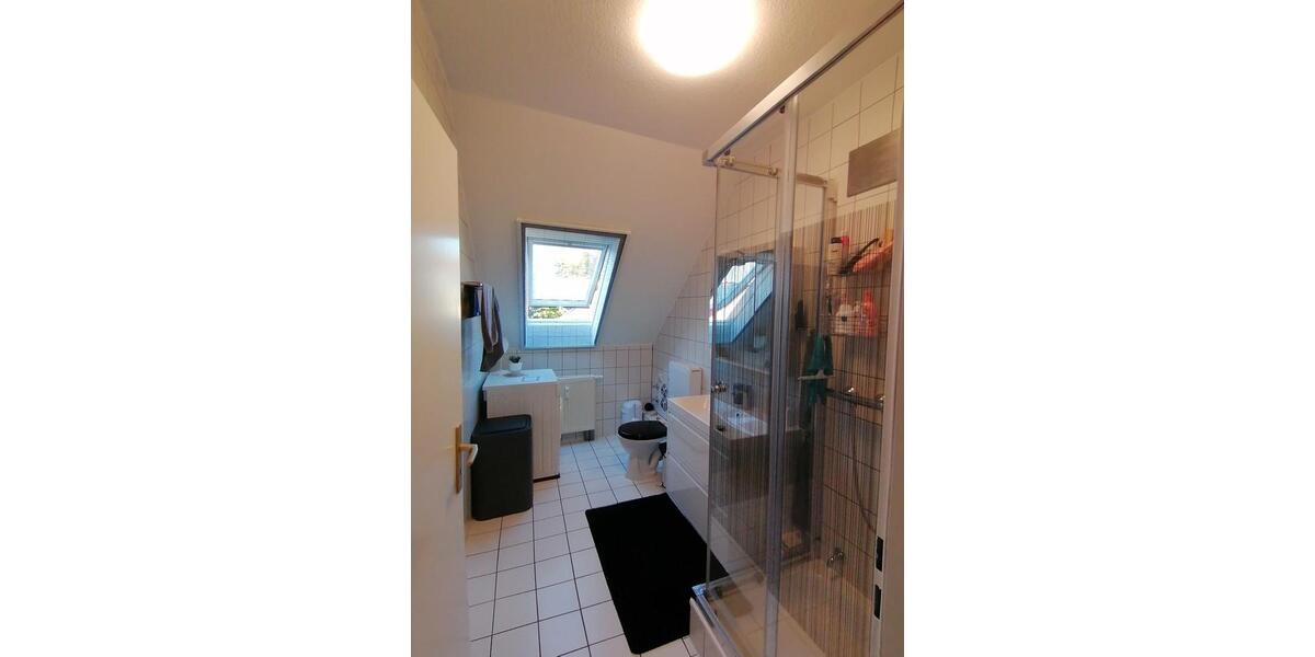 Dachgeschoßwohnung Büdingen - 3 Zimmer, 67 m&sup2;, 650&euro; | Angebot:25944224
