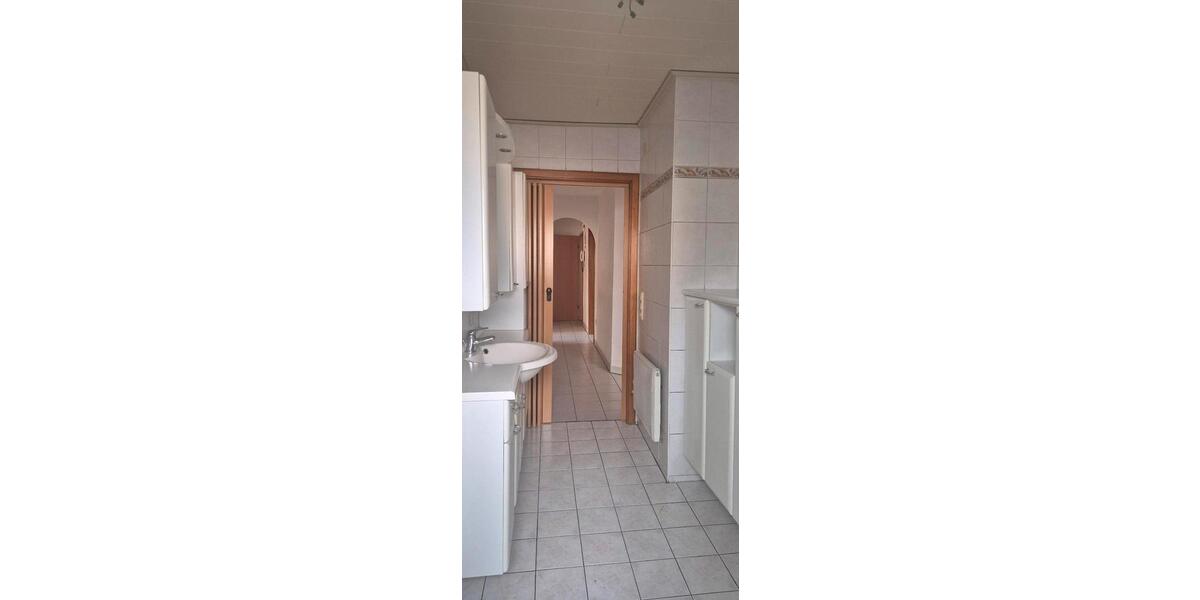 Erdgeschoßwohnung Hösbach - 3 Zimmer, 86 m&sup2;, 950&euro; | Angebot:25979883