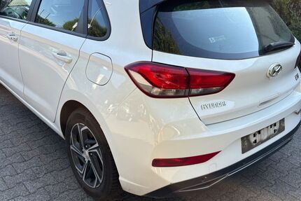 Hyundai i30 183.188 km 9.758 &euro; Frankfurt am Main 60389