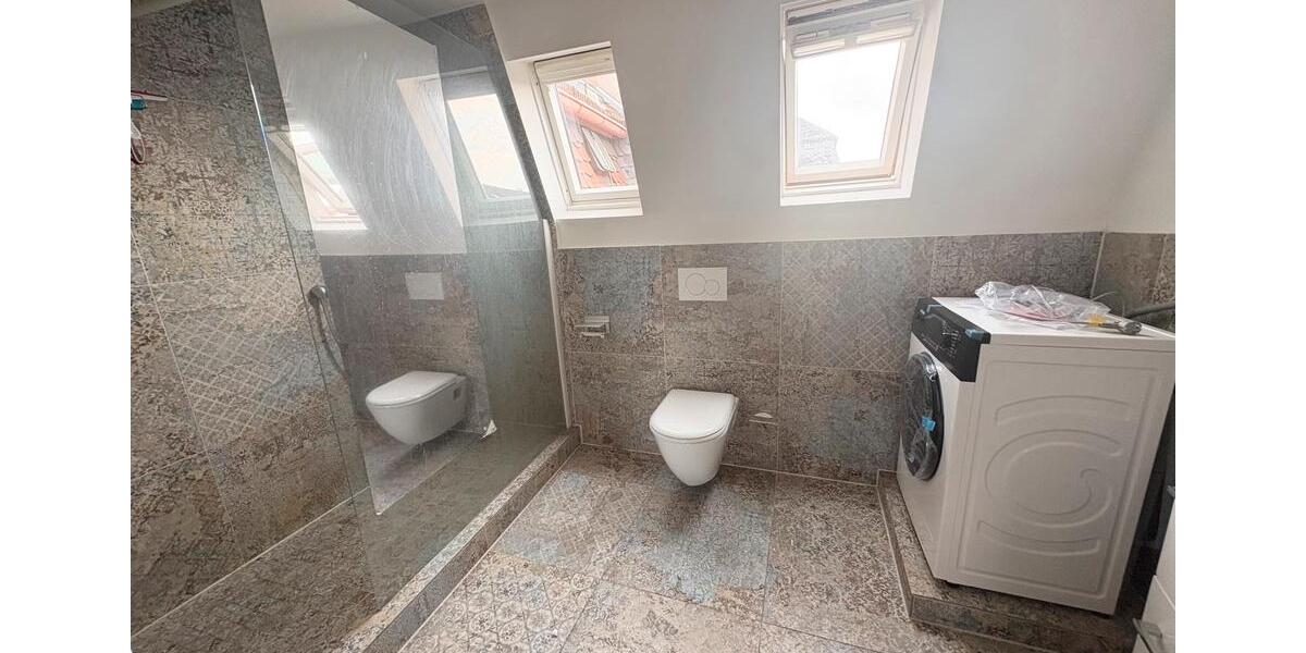 Dachgeschoßwohnung Frankfurt am Main Oberrad - 2 Zimmer, 57 m&sup2;, 1.300&euro; | Angebot:25870476