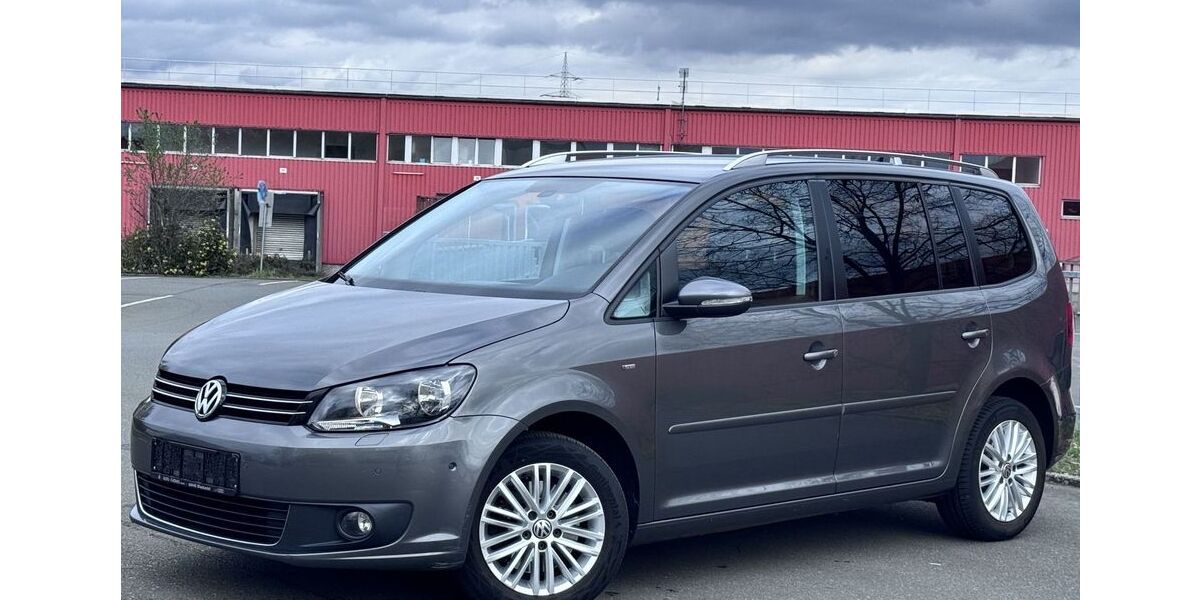 VW Touran 114.493 km 11.800 &euro; Dietzenbach 63128