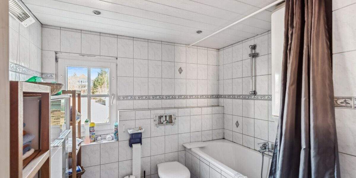 Einfamilienhaus Karben / Klein-Karben Klein-Karben - 6 Zimmer, 120 m&sup2;, 250.000&euro; | Angebot:25702318