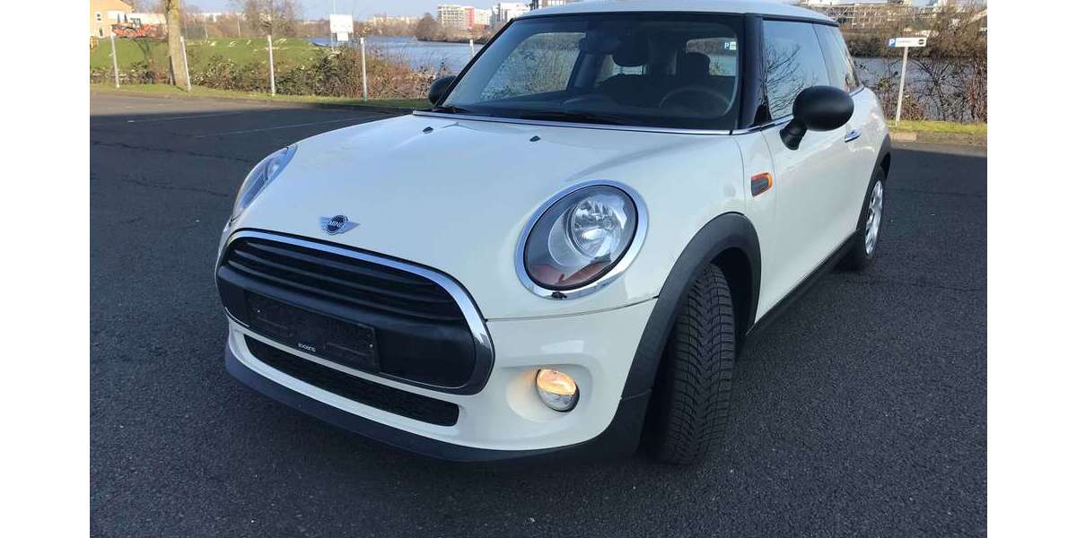 Mini One 139.000 km 7.000 &euro; Frankfurt 65933