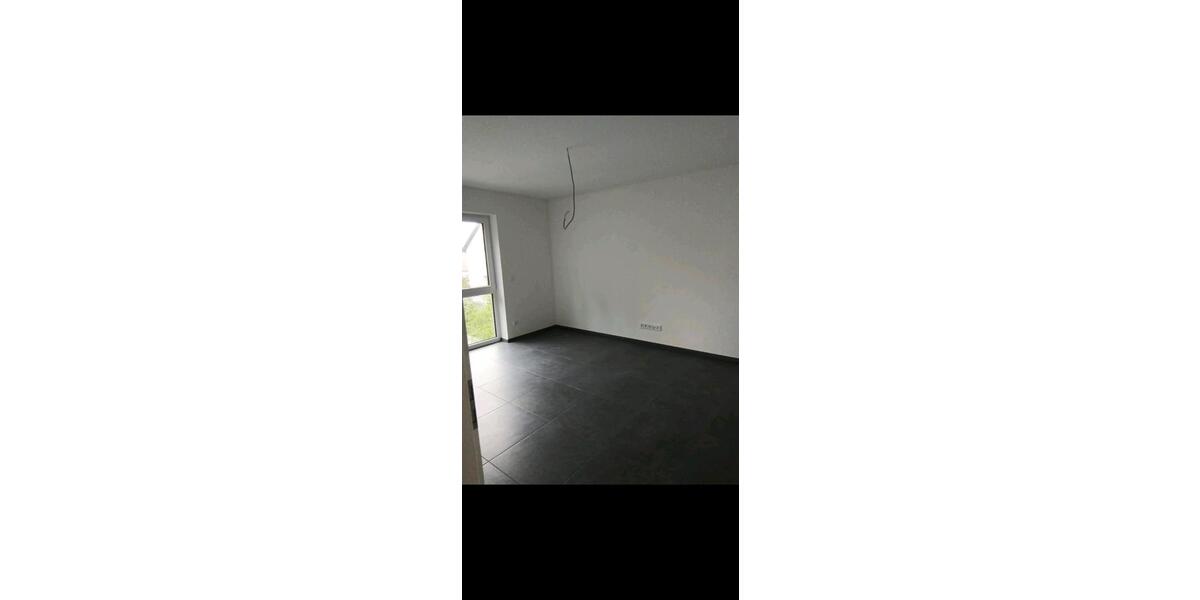 Etagenwohnung Frankfurt am Main Bonames - 2 Zimmer, 70 m&sup2;, 990&euro; | Angebot:25406602