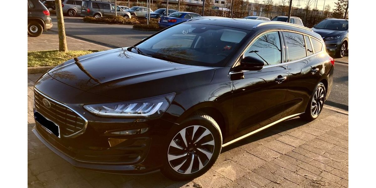 Ford Focus 21.000 km 20.200 &euro; Frankfurt 60438