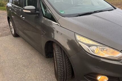 Ford S-Max 122.000 km 12.300 &euro; Egelsbach 63329