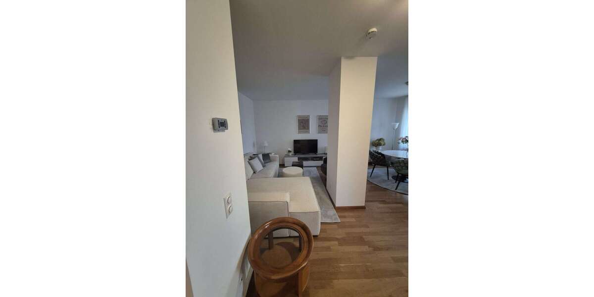 Etagenwohnung Frankfurt am Main Sachsenhausen - 2 Zimmer, 54 m&sup2;, 2.200&euro; | Angebot:25897469