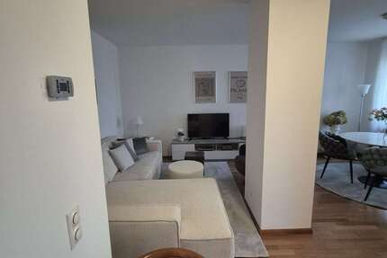 Wohnung Frankfurt am Main Sachsenhausen - 2 Zimmer, 54 m&sup2;, 2.200&euro; | Angebot:25897469