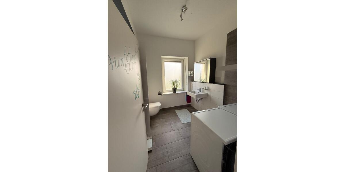 Etagenwohnung Hösbach - 4 Zimmer, 135 m&sup2;, 355.000&euro; | Angebot:25793998