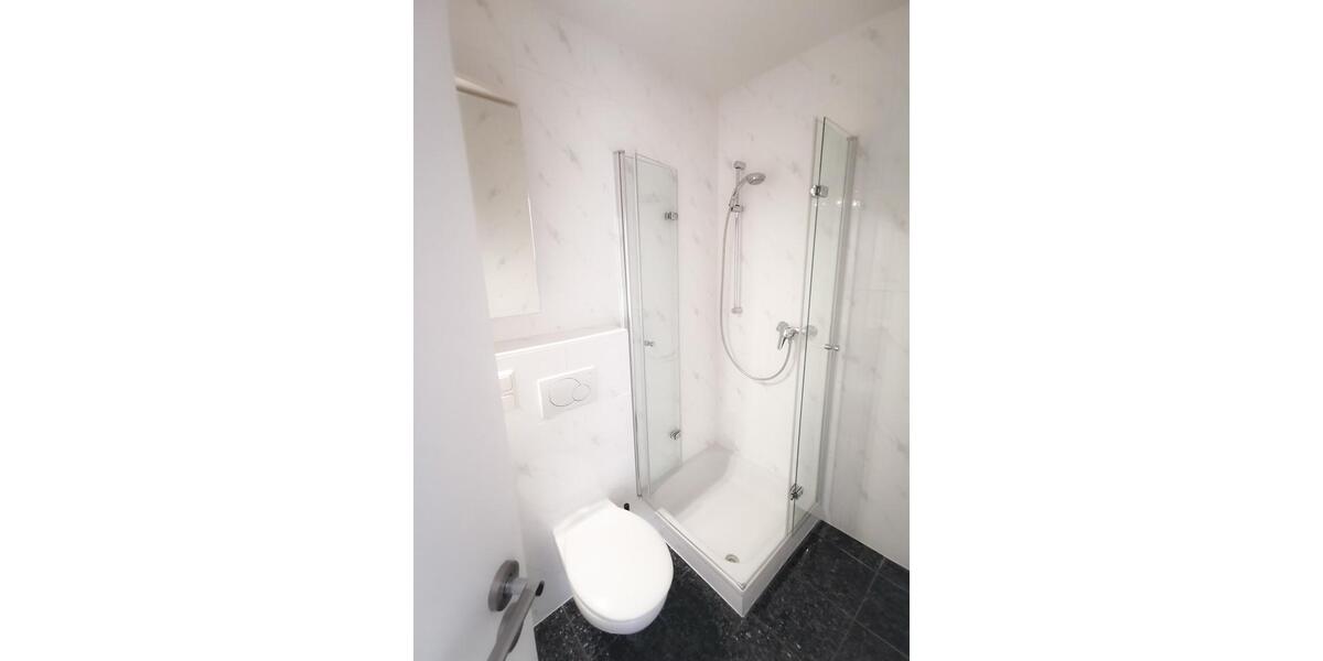 Maisonettenwohnung Frankfurt am Main Niederrad - 5 Zimmer, 157 m&sup2;, 2.400&euro; | Angebot:25777517