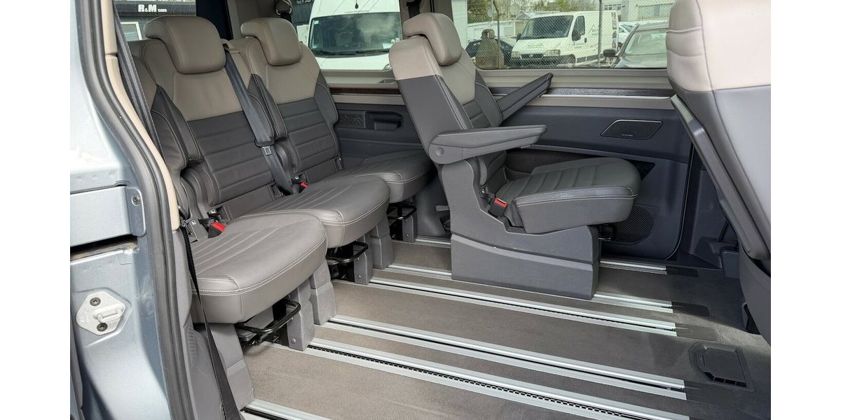 VW T7 Multivan Style eHybrid/Vollausst/Leder/Pano 79.988 km 41.999 &euro; Frankfurt 60386