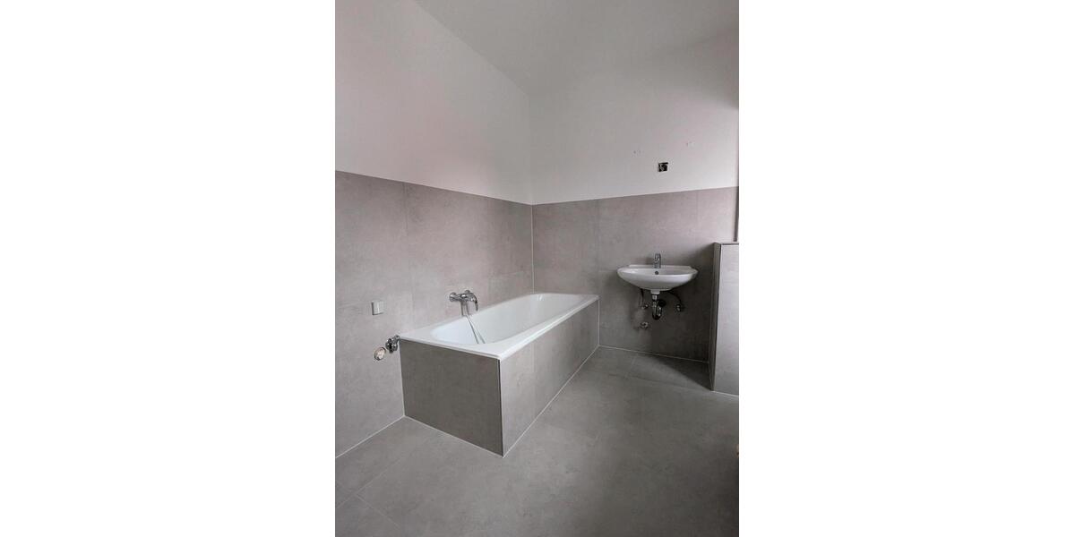 Einfamilienhaus Reichelsheim (Wetterau) - 7 Zimmer, 280 m&sup2;, 1.480&euro; | Angebot:27699145