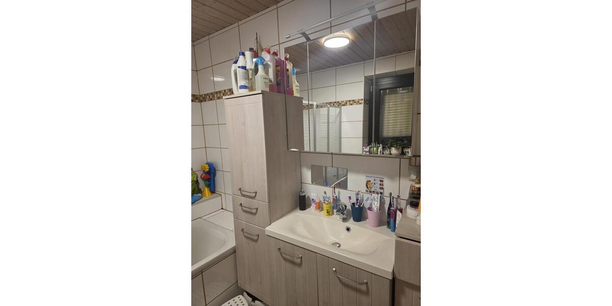 Doppelhaushälfte Hasselroth - 5.5 Zimmer, 130 m&sup2;, 219.000&euro; | Angebot:25591563