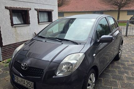 Toyota Yaris 166.000 km 4.900 &euro; Büdingen 63654