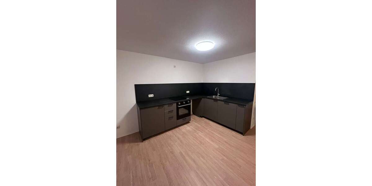 Etagenwohnung Wöllstadt - 4.5 Zimmer, 108 m&sup2;, 1.300&euro; | Angebot:25750311