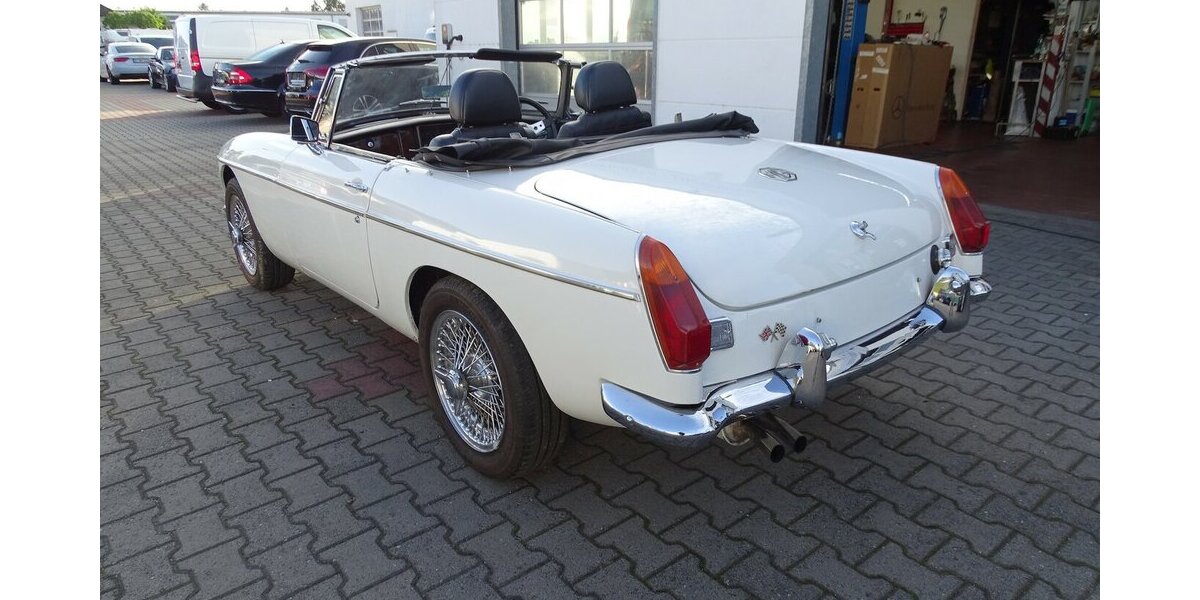 MG B Unikat V8 Alu Motor 2.195 km 22.990 &euro; Rodgau 63110