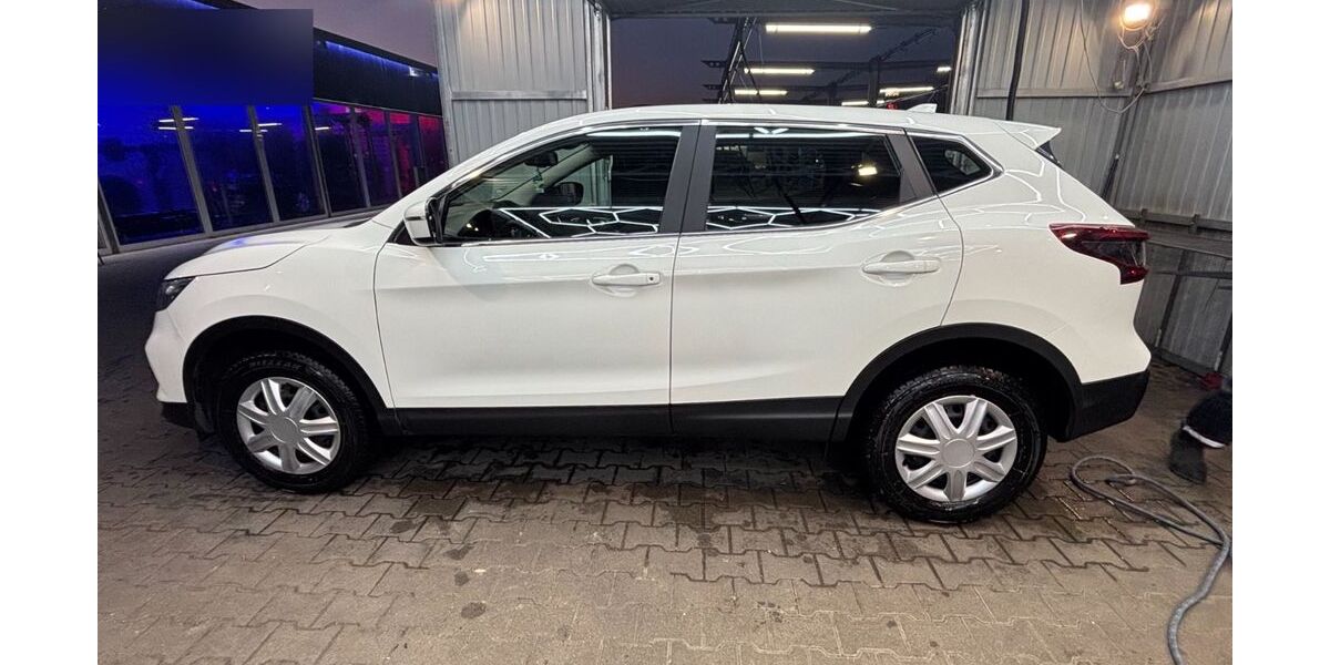 Nissan Qashqai 42.600 km 15.990 &euro; Hanau 63457