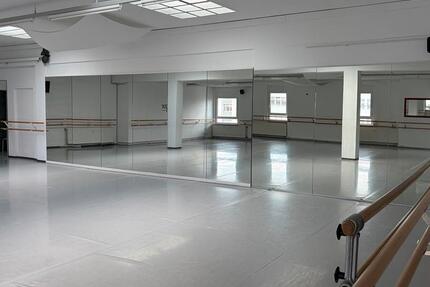 Gewerbeobjekt Frankfurt am Main Rödelheim - 100&euro; | Angebot:26003152