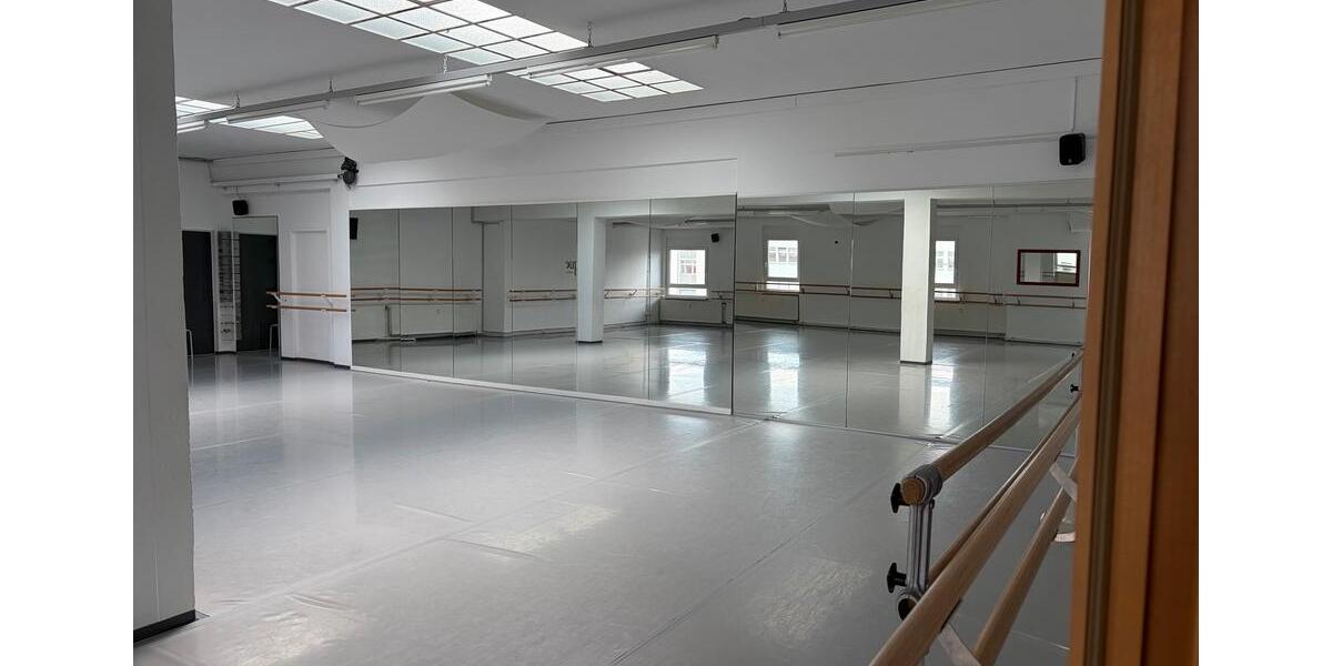 Gewerbeobjekt Frankfurt am Main Rödelheim - 100&euro; | Angebot:26003152