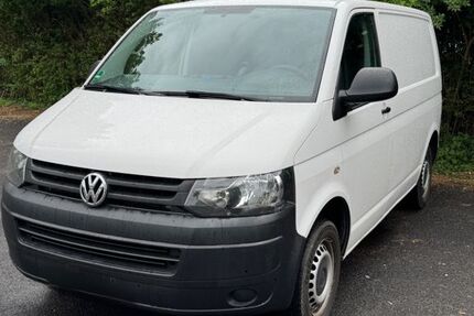 VW T5 Transporter 175.000 km 10.100 &euro; Frankfurt am Main 65936