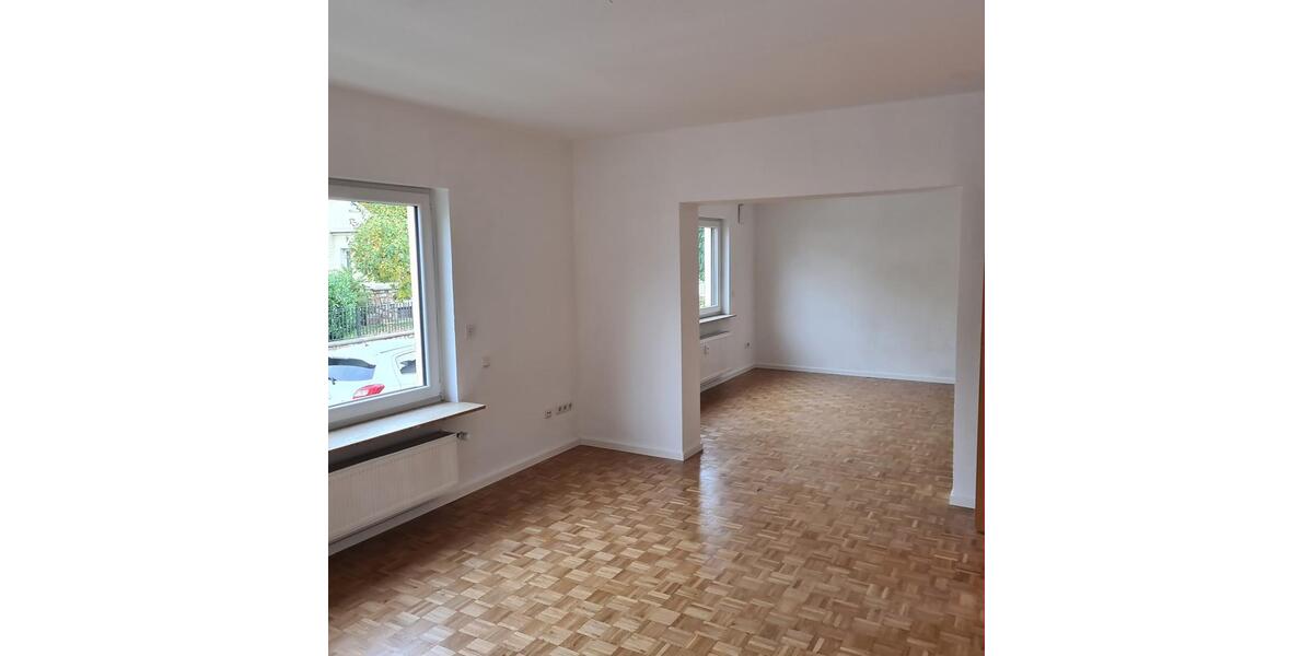 Erdgeschoßwohnung Hanau Groß-Steinheim - 3.5 Zimmer, 102 m&sup2;, 1.120&euro; | Angebot:26601845