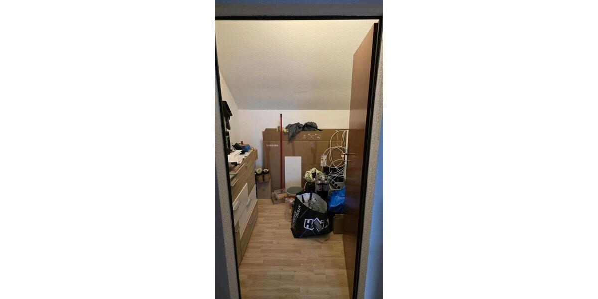 Dachgeschoßwohnung Babenhausen - 3 Zimmer, 95 m&sup2;, 1.100&euro; | Angebot:25399539