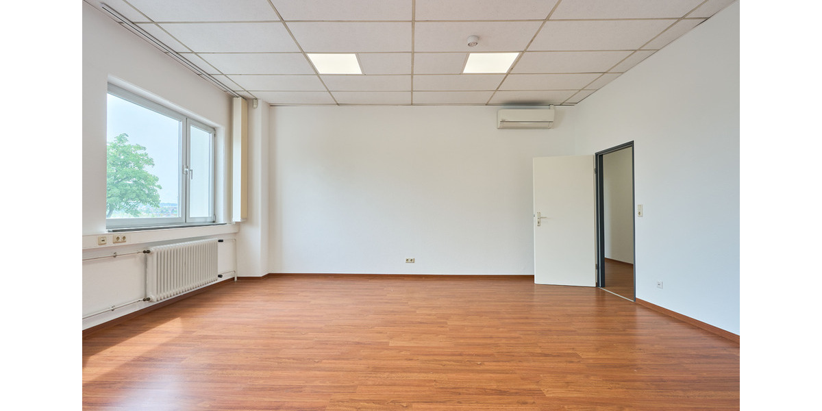 Gewerbeobjekt Friedrichsdorf - 7&euro; | Angebot:23811752