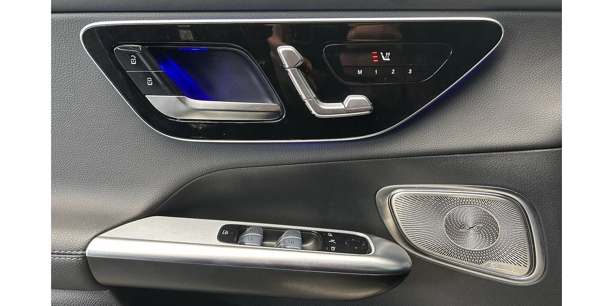 Mercedes-Benz GLC 300 e 4M AMG PREMIUM DISTRONIC-AHK-BURMESTER 29.535 km 58.439 &euro; Groß-Umstadt 64823