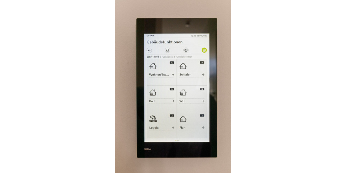 Etagenwohnung Frankfurt am Main Ostend - 2 Zimmer, 69 m&sup2;, 2.550&euro; | Angebot:25737653