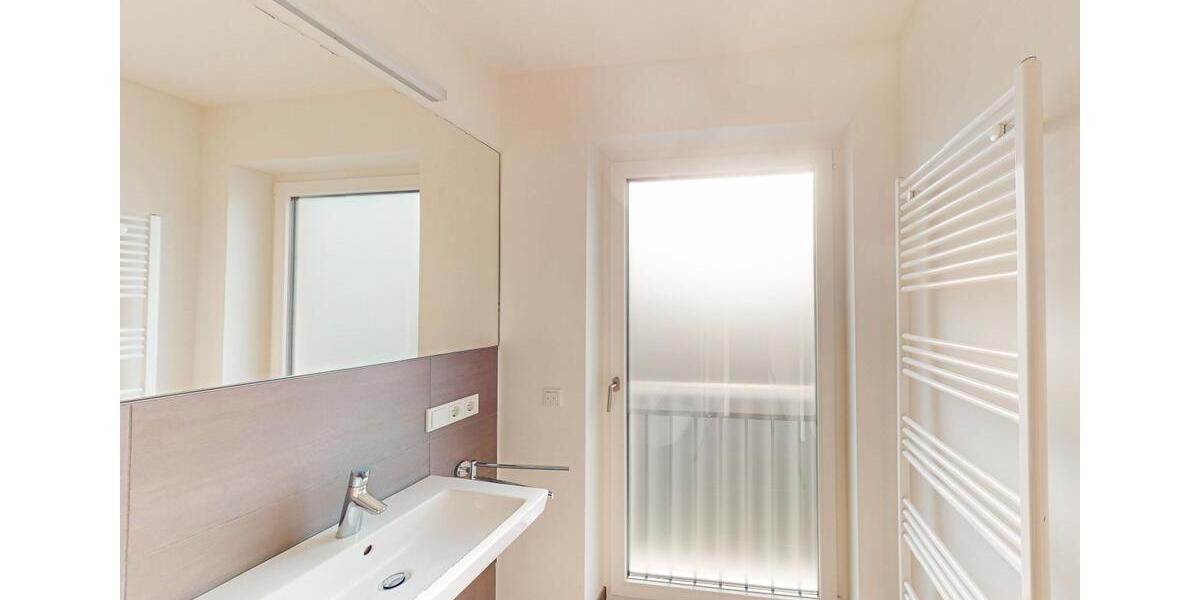 Etagenwohnung Bad Homburg vor der Höhe Gonzenheim - 4 Zimmer, 102 m&sup2;, 2.085&euro; | Angebot:26004738