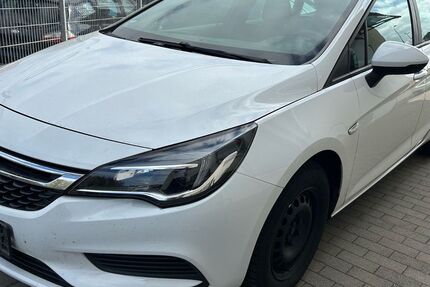 Opel Astra 125.000 km 6.350 &euro; Büdingen 63654