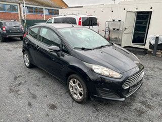 Ford Fiesta 121.437 km 4.700 &euro; Hanau 63452