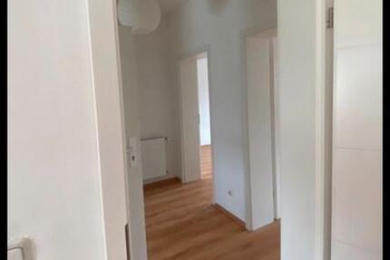 Wohnung Friedberg (Hessen) - 3 Zimmer, 67 m&sup2;, 1.300&euro; | Angebot:27547715