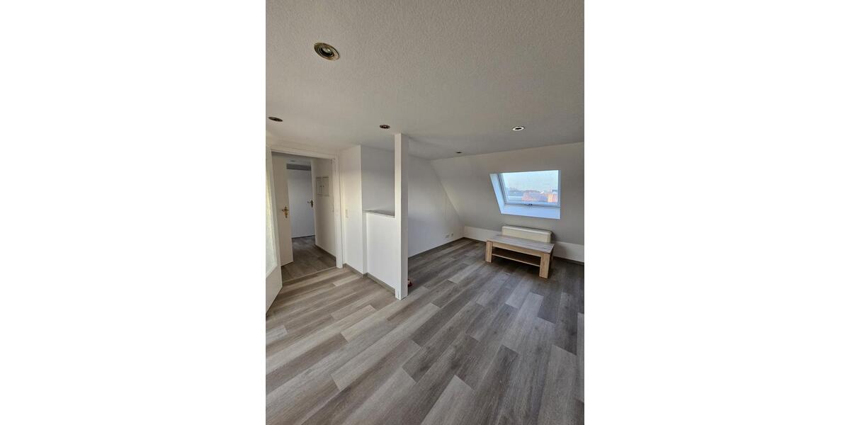 Dachgeschoßwohnung Rodgau - 2 Zimmer, 45 m&sup2;, 780&euro; | Angebot:25360887