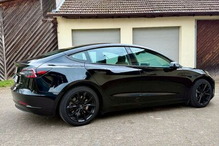 Tesla Model 3 125.000 km 22.500 &euro; Biebergemünd 63599