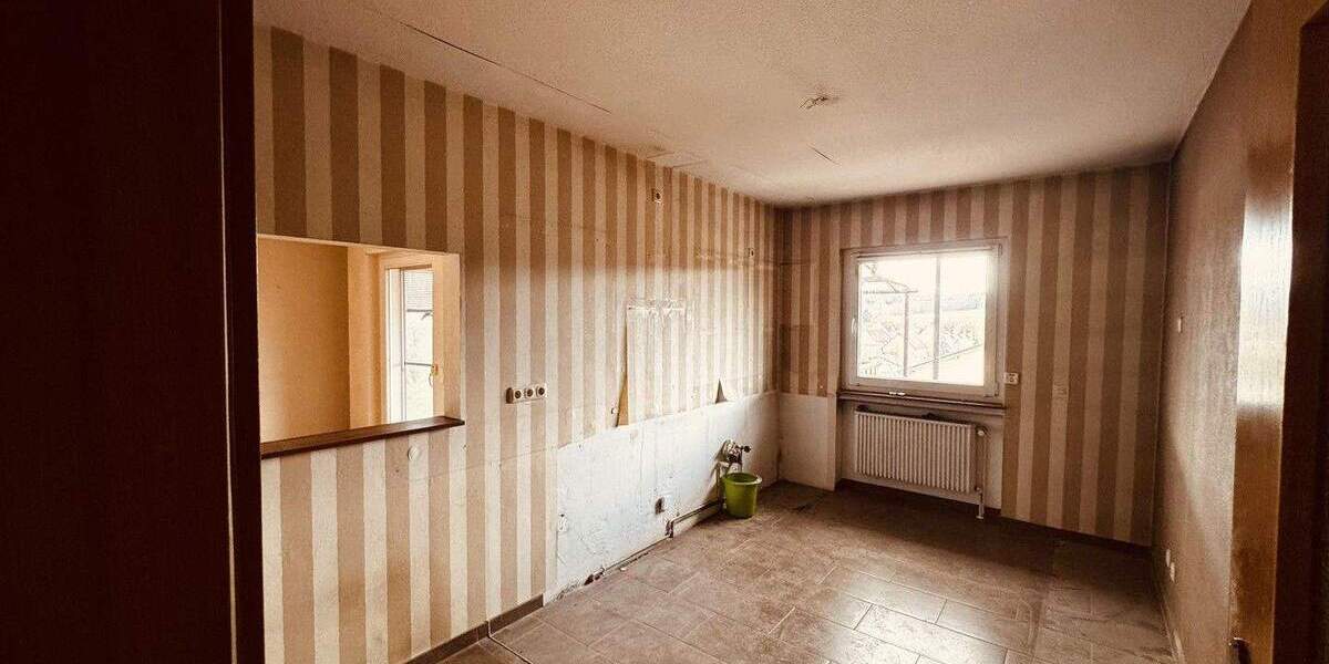 Einfamilienhaus Büdingen Diebach - 8 Zimmer, 178 m&sup2;, 409.000&euro; | Angebot:25751205