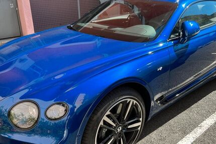 Bentley Continental GT 2.600 km 211.701 &euro; Kelsterbach 65451