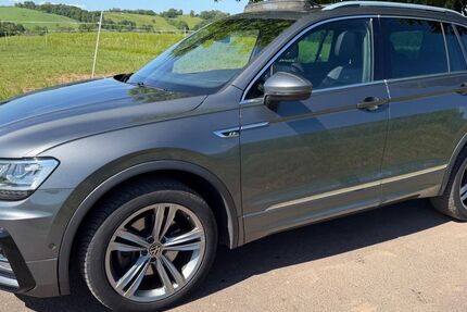 VW Tiguan 217.000 km 18.777 &euro; Mömbris 63776