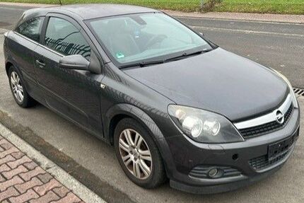 Opel Astra 95.000 km 4.990 &euro; Hanau 63452
