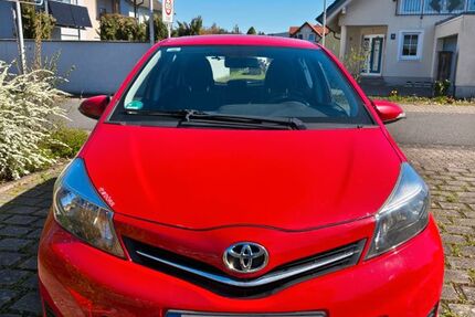 Toyota Yaris 57.264 km 7.800 &euro; Niedernberg 63843
