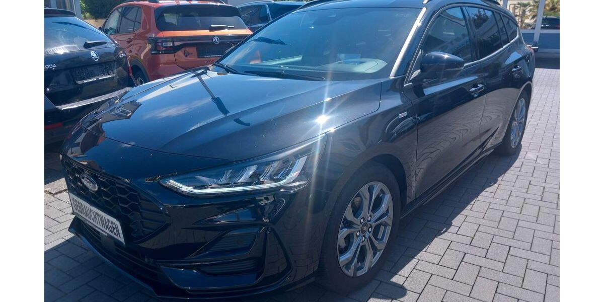 Ford Focus 25.300 km 18.850 &euro; Dreieich 63303