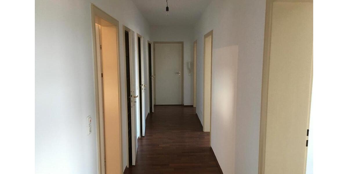 Etagenwohnung Aschaffenburg Damm - 5 Zimmer, 94 m&sup2;, 284.000&euro; | Angebot:25993325