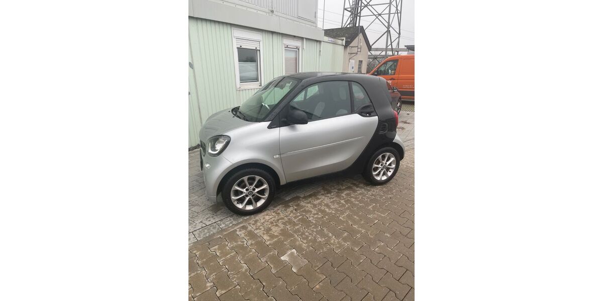 Smart ForTwo 35.000 km 13.999 &euro; Friedberg 61169