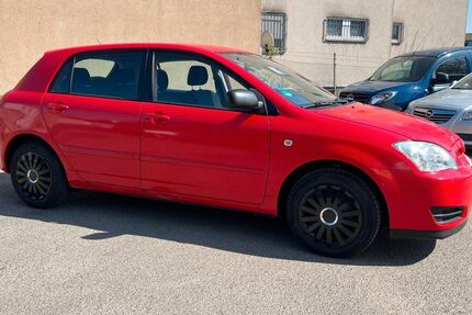 Toyota Corolla 142.000 km 2.700 &euro; Frankfurt am Main 65933