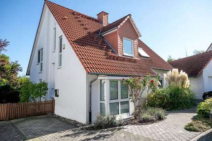 Haus Rödermark / Urberach Urberach - 8 Zimmer, 238 m&sup2;, 995.000&euro; | Angebot:23251770