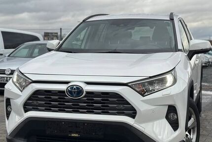 Toyota RAV 4 262.000 km 17.999 &euro; Dietzenbach 63128