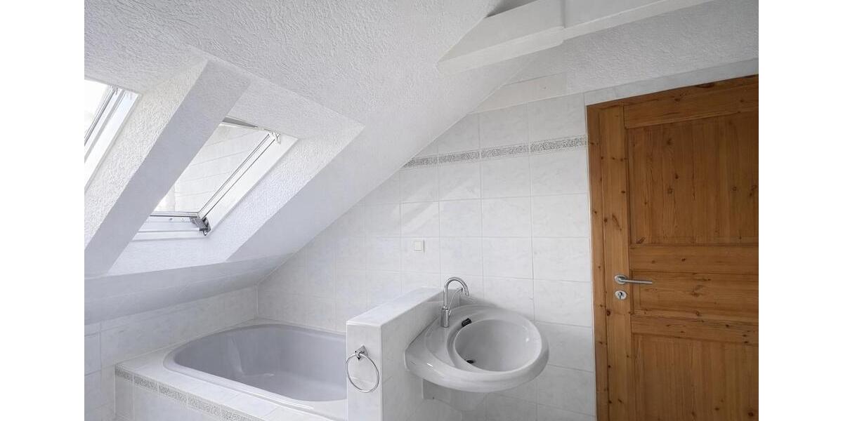 Maisonettenwohnung Dietzenbach - 4.5 Zimmer, 138 m&sup2;, 1.500&euro; | Angebot:25806101