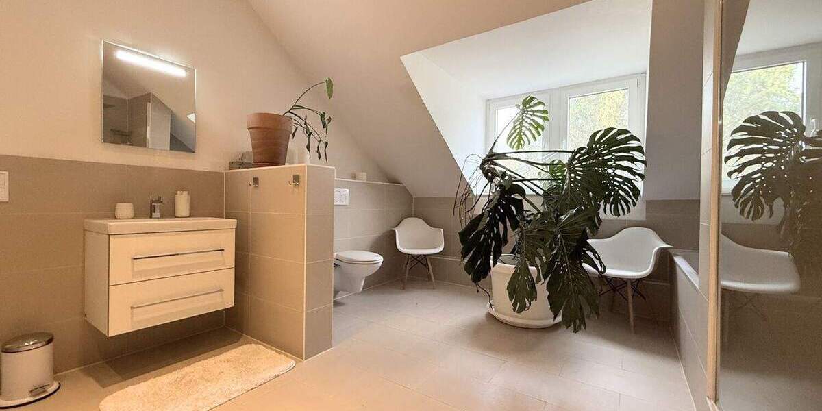 Etagenwohnung Frankfurt am Main Höchst - 3 Zimmer, 92 m&sup2;, 1.850&euro; | Angebot:25769232