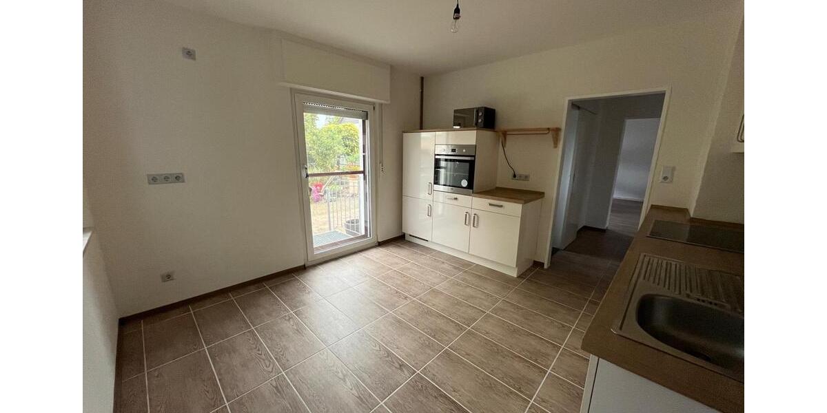 Erdgeschoßwohnung Frankfurt am Main Rödelheim - 3 Zimmer, 86 m&sup2;, 1.800&euro; | Angebot:25311600
