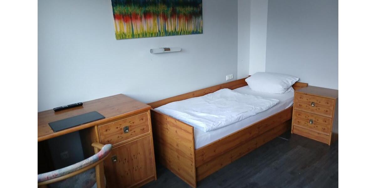 Etagenwohnung Bad Homburg vor der Höhe Gonzenheim - 1 Zimmer, 18 m&sup2;, 650&euro; | Angebot:25902130